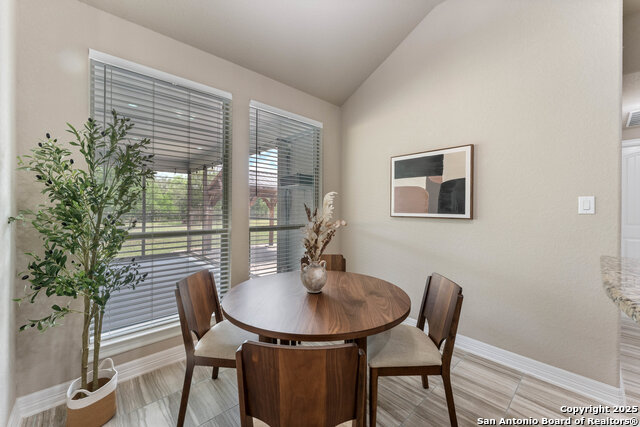 Image 19 of 68 For 4622 Tamaron Park