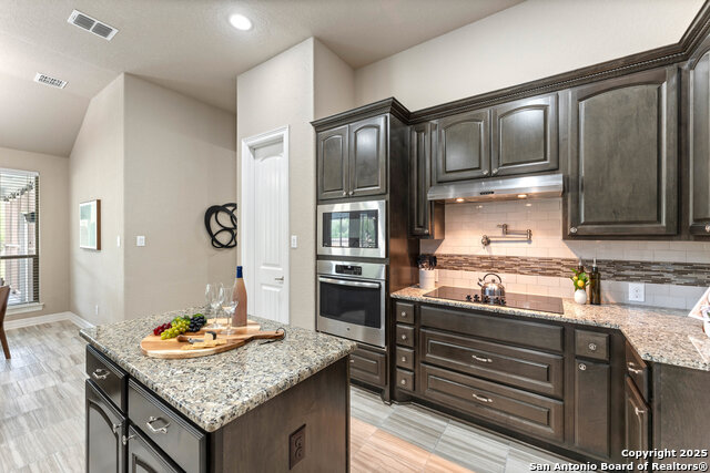 Image 21 of 68 For 4622 Tamaron Park