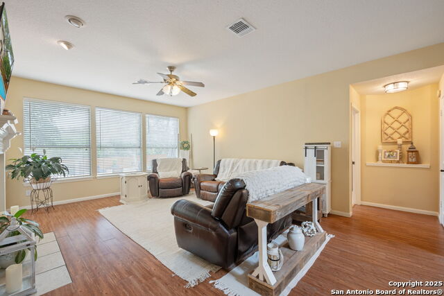 Image 10 of 32 For 9610 Rocksprings