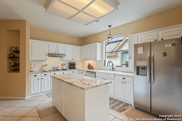 Image 12 of 32 For 9610 Rocksprings