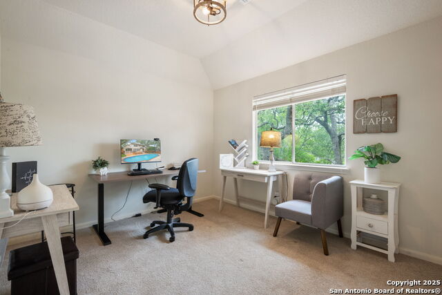 Image 19 of 32 For 9610 Rocksprings