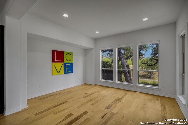Listing photo id 21 for 22932 Estacado