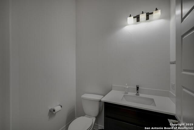 Listing photo id 23 for 22932 Estacado