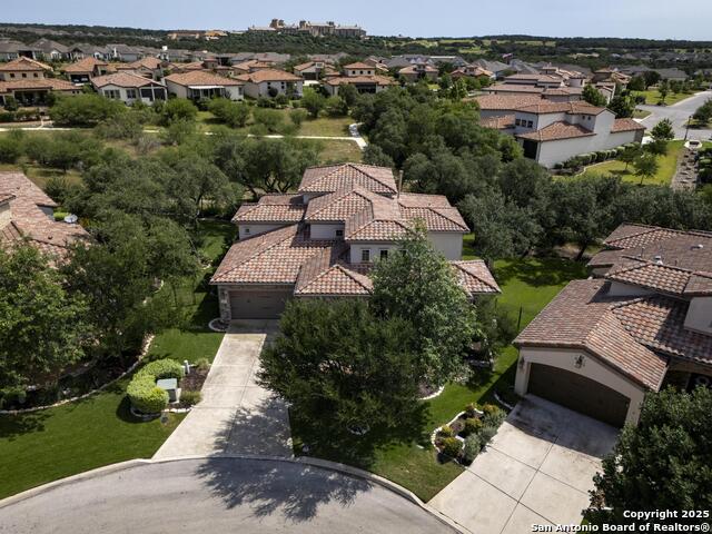 Listing photo id 47 for 22932 Estacado