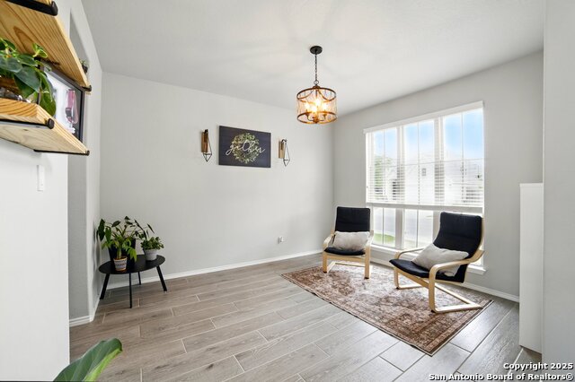 Image 4 of 25 For 9125 Yearling St