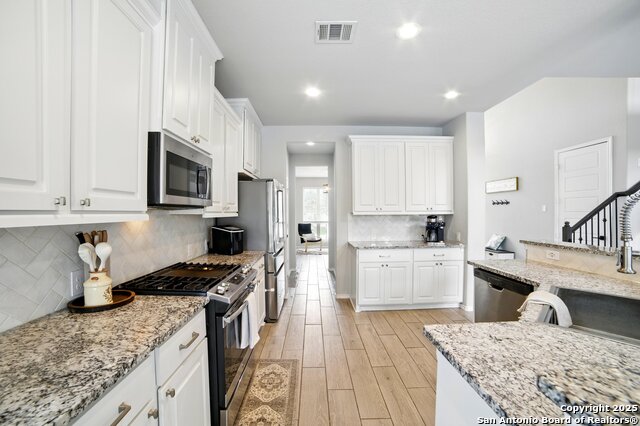 Image 7 of 25 For 9125 Yearling St