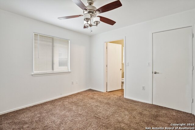 Listing photo id 11 for 6631 Walnut Valley