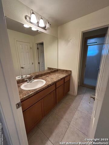 Listing photo id 9 for 7323 Snowden Dr 1301