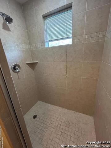 Listing photo id 10 for 7323 Snowden Dr 1301