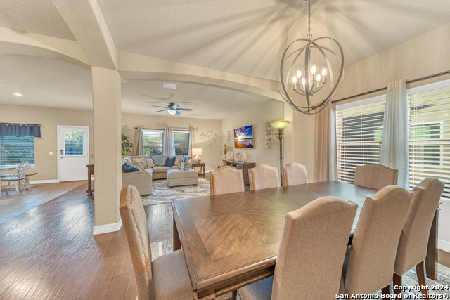 Image 2 of 32 For 511 Fort Apache