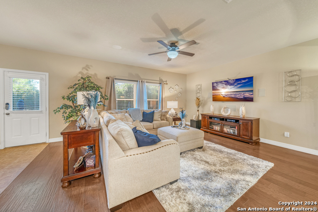 Image 4 of 32 For 511 Fort Apache