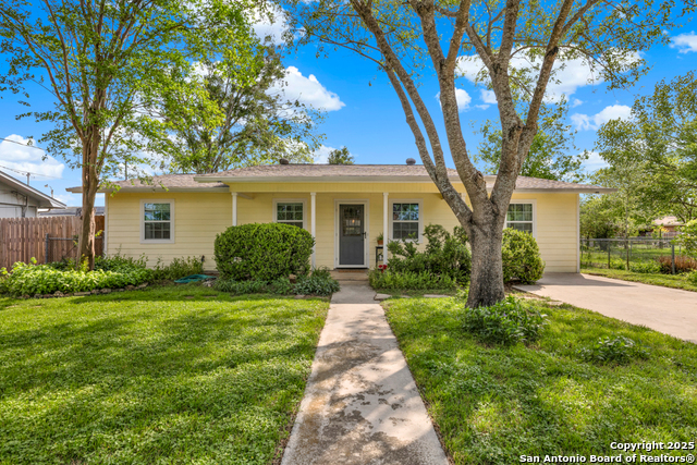 Details for 1910 Kuehler, New Braunfels, TX 78130