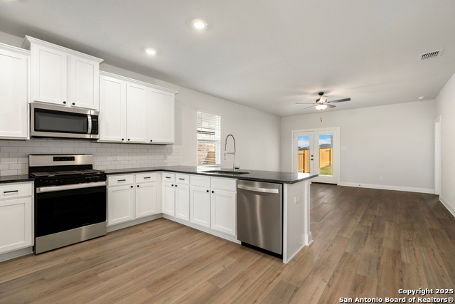 Image 10 of 16 For 9614 Nubuck Branch