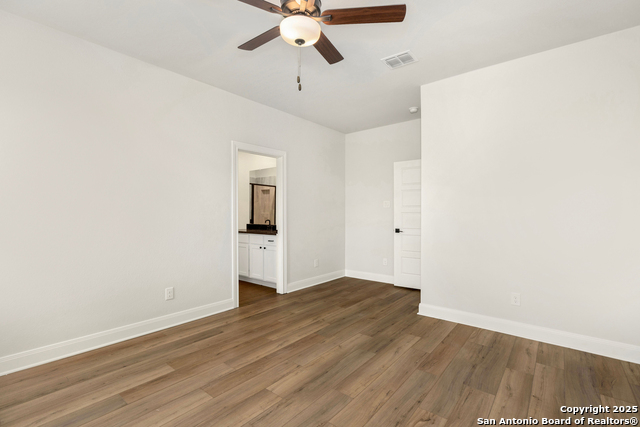 Image 12 of 16 For 9614 Nubuck Branch