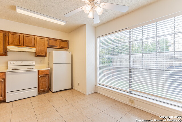 Image 11 of 31 For 10563 Starcrest Dr