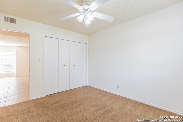 Image 19 of 31 For 10563 Starcrest Dr