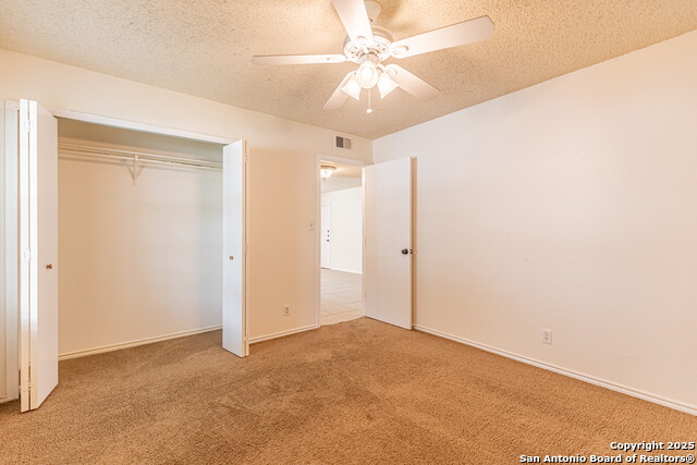 Image 26 of 31 For 10563 Starcrest Dr