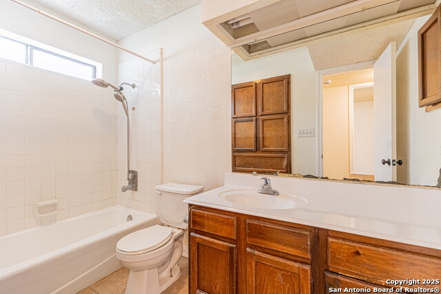 Image 7 of 31 For 10563 Starcrest Dr