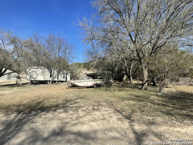 Listing photo id 0 for 147 Alamo Dr