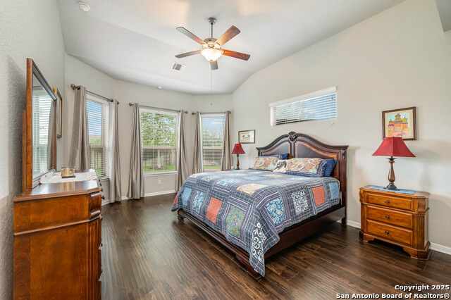 Image 13 of 31 For 19215 Rose Cove