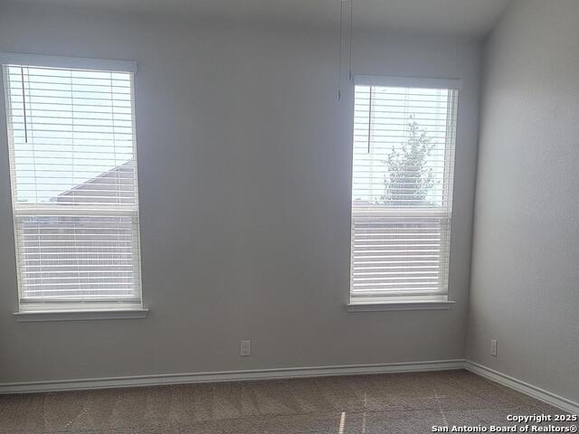 Listing photo id 14 for 609 Steele Shallows
