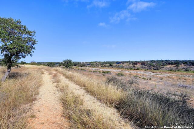 Image 19 of 22 For 620 Rio Vista Rd