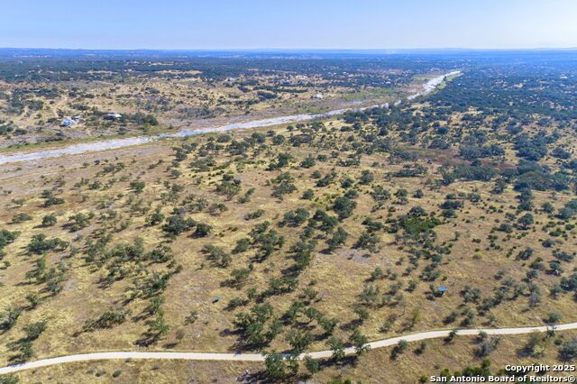 Image 8 of 22 For 620 Rio Vista Rd