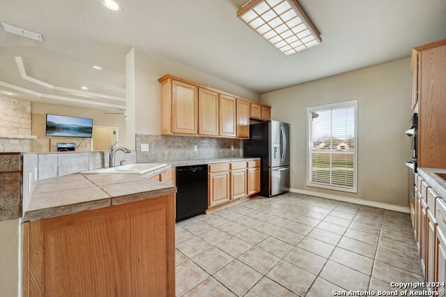 Image 6 of 26 For 101 Creekside Terrace