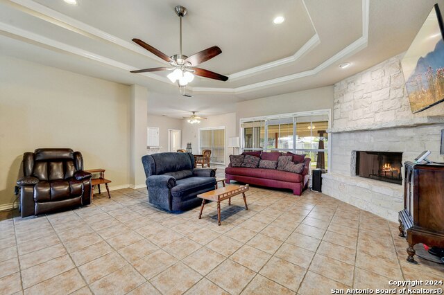 Image 9 of 26 For 101 Creekside Terrace