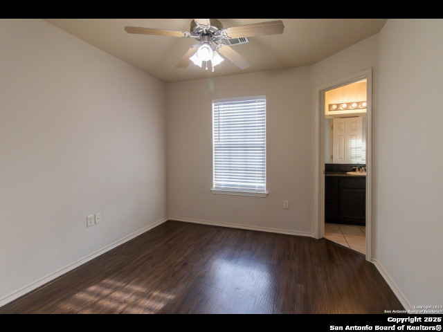 Image 23 of 28 For 1121 Brown Rock Dr.