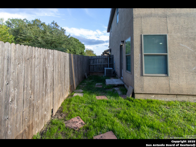 Image 27 of 28 For 1121 Brown Rock Dr.