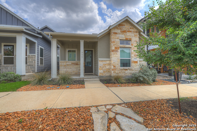 Details for 777 Academy N, New Braunfels, TX 78130