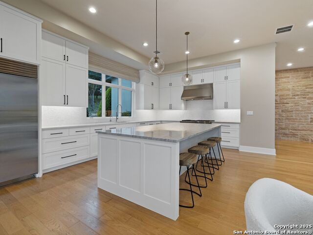 Listing photo id 24 for 4701 Peralta Lane