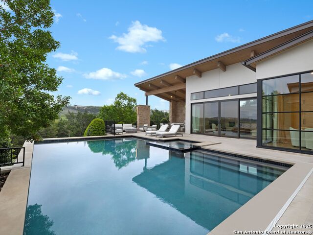 Listing photo id 40 for 4701 Peralta Lane
