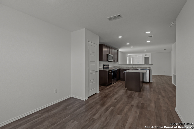 Image 7 of 26 For 1625 Viola Lane
