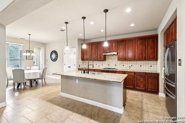 Image 13 of 44 For 11814 Lampasas Trl