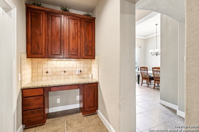 Image 24 of 44 For 11814 Lampasas Trl