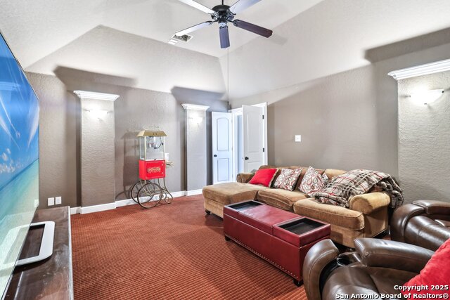 Image 37 of 44 For 11814 Lampasas Trl