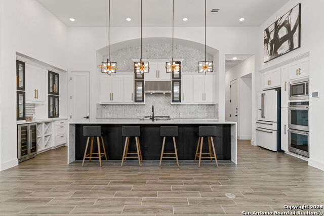 Image 6 of 19 For 2134 Kerrisdale