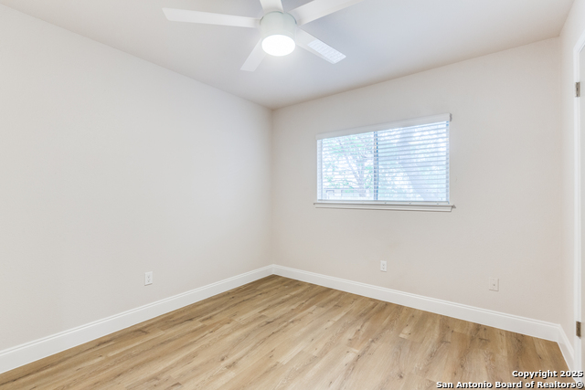 Image 12 of 25 For 9503 Deerbrook