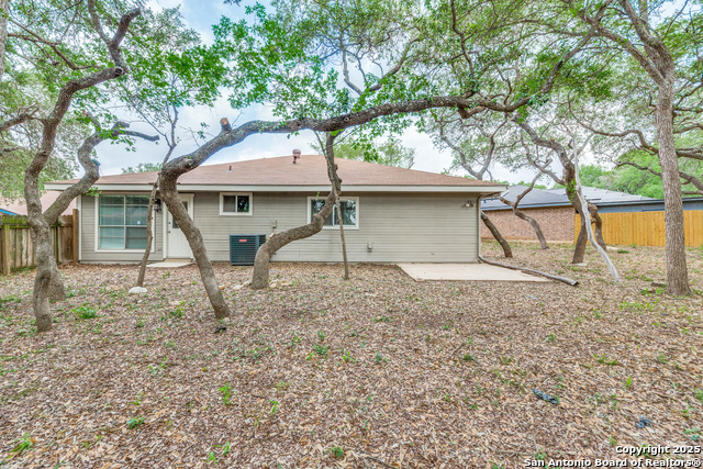 Image 24 of 25 For 9503 Deerbrook