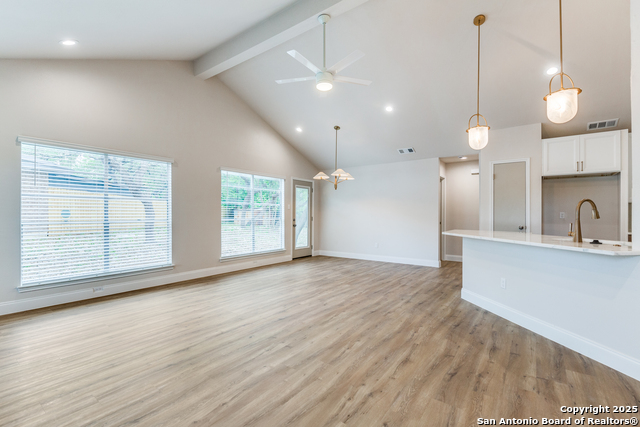 Image 4 of 25 For 9503 Deerbrook