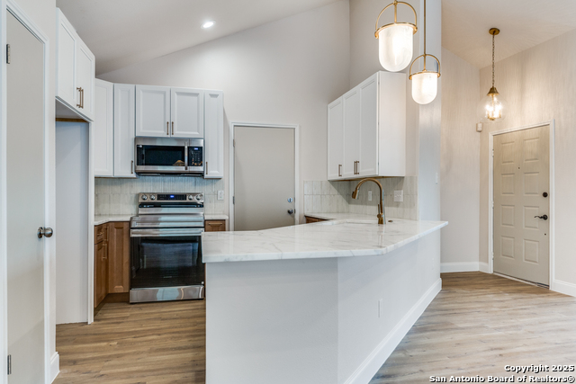 Image 8 of 25 For 9503 Deerbrook