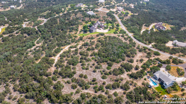 Listing photo id 9 for 14333 Santa Loma