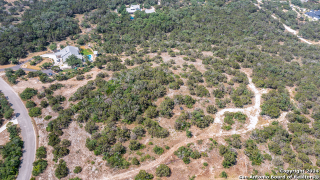 Listing photo id 11 for 14333 Santa Loma
