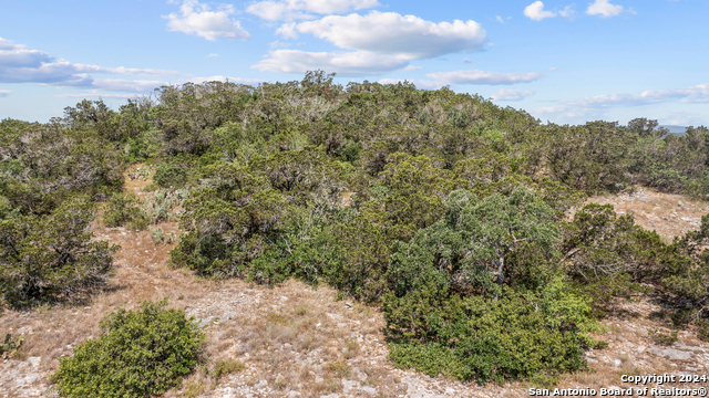 Listing photo id 14 for 14333 Santa Loma