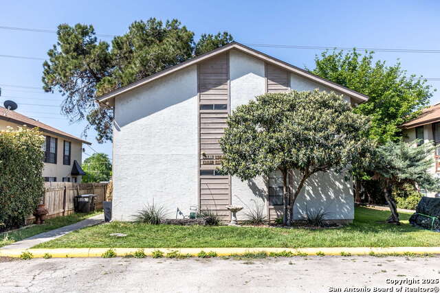 Details for 10565 Starcrest Dr, San Antonio, TX 78217