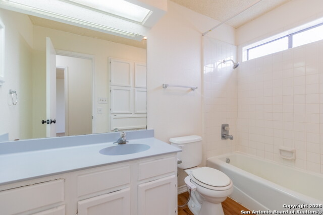 Image 25 of 30 For 10565 Starcrest Dr