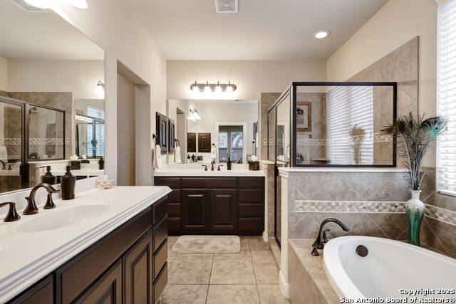 Image 22 of 40 For 3811 Valencia Ct