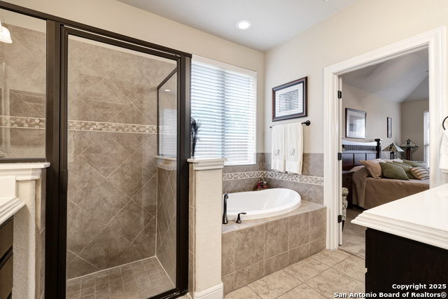 Image 23 of 40 For 3811 Valencia Ct